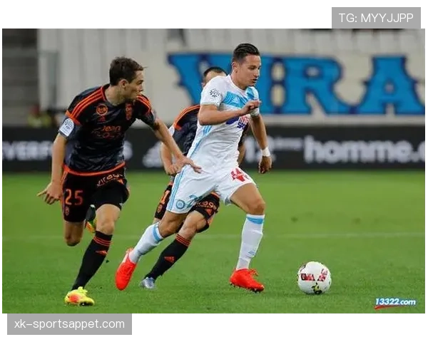 兰帕德强化中场直塞助攻活跃提升，本赛季角色从进攻核心转为组织枢纽